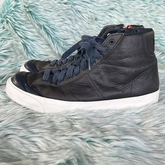 Men’s Nike Zipper Side, High Top Sneakers, Size 10.5 - Picture 8 of 16